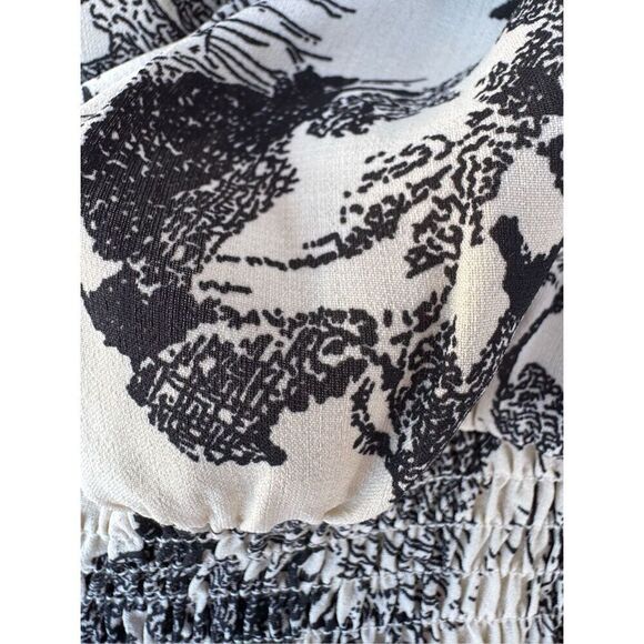 Lucy Paris Women’s small black cream maxi dress puff sleeve romantic - Picture 7 of 8